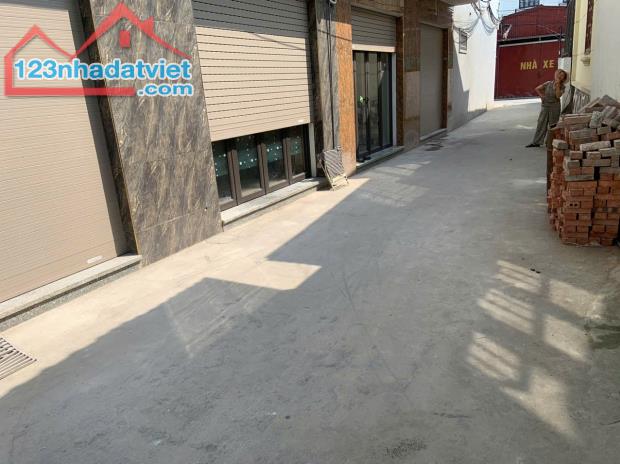 Bán nhà 3 tầng xây độc lập tại Đồng Hoà, Kiến An. Ngõ ô tô - 1