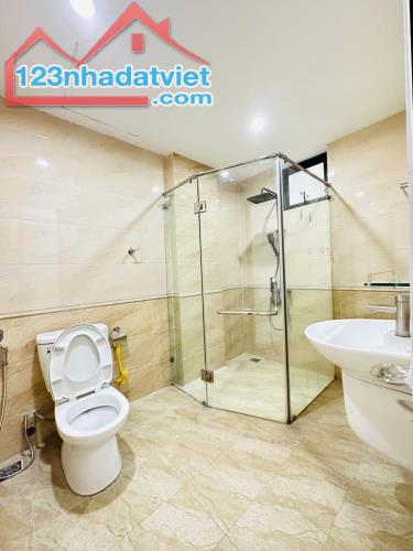 BÁN NHÀ HOÀNG HOA THÁM 47M2-5 TẦNG-MT 6M-GIÁ CHÀO 9,6 TỶ-THƯƠNG LƯỢNG - 4