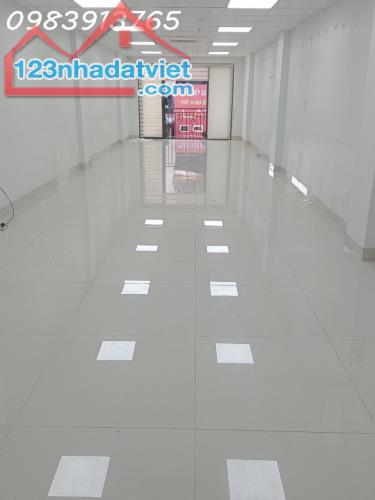 Cho Thuê Văn Phòng 70m Phố Lê Trọng Tấn - 11 Triệu/Tháng - 2