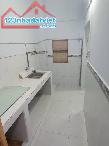 BÁN NHÀ LINH XUÂN 2 PHÒNG NGỦ DT 61m2, GIÁ 3,65 TỶ CÒN THƯƠNG LƯỢNG - 4