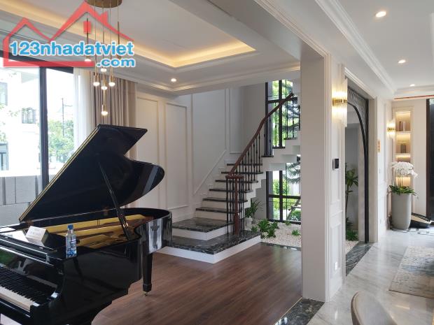 🔥 DT chuẩn: 4 x 20m, Nhà 2 tầng hẻm 5m Nguyễn Hồng Đào, giá: 8.8 tỷ LT