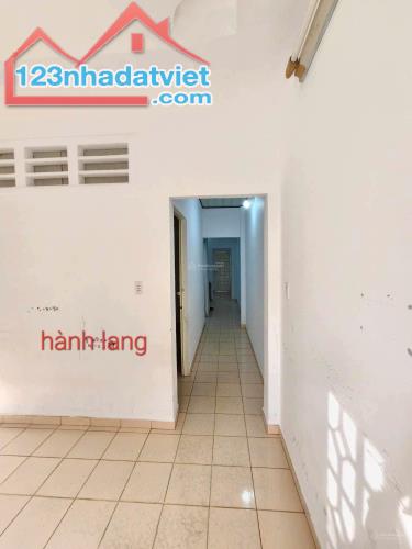 Bán nhà ngay mặt tiền đường Số 7, đường thông, KDC Hiệp Thành 2, diện tích 4x14m, giá 2.4 - 2