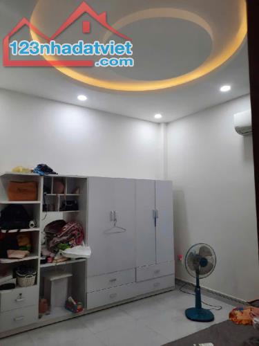 NHÀ ĐẸP, Ở NGAY, 54M2 X 3T, P/LÔ, Nguyễn Xiển, Trường Thạnh, Quận 9 - 1