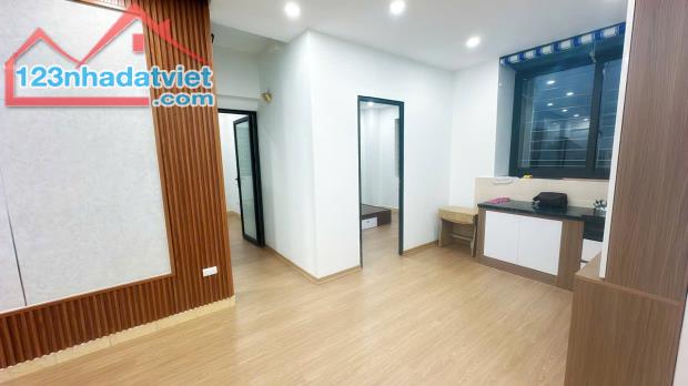 Bán chung cư B11C Nam Trung Yên. DT: 60m2, 2PN-1WC. Chính chủ. Full nội thất - 1