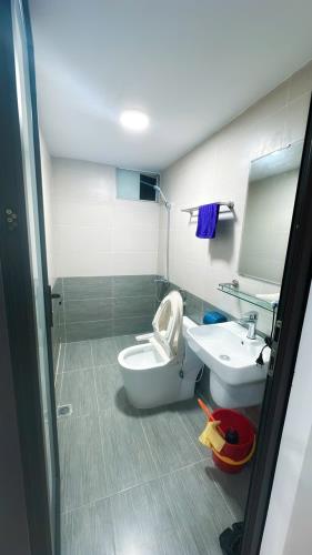 Bán chung cư B11C Nam Trung Yên. DT: 60m2, 2PN-1WC. Chính chủ. Full nội thất - 3