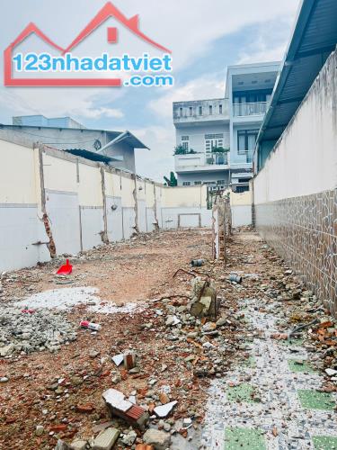 ĐẤT SỔ RIÊNG - HXH - Đình Phong Phú - 110m2 - NGANG LỚN 5m - K QUY HOẠCH - CHỈ 45tr/m2. - 2