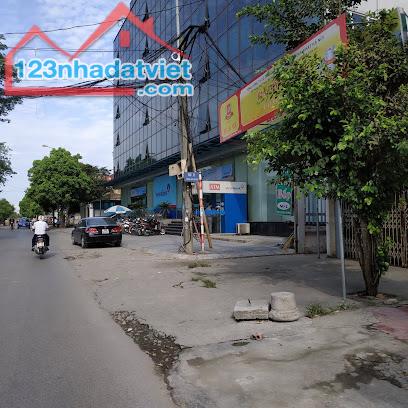 Bán nhà phố Ngô Quyền, ô tô đỗ cửa, 5 tầng, 40m2, 6,5 tỷ - 1