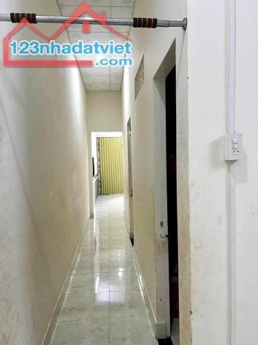 Bán gấp căn nhà cấp 4 ở Tân Hiệp Hóc Môn 5x21,5 ( 107m2 ) 720 TRIỆU, Sổ hồng riêng - 1