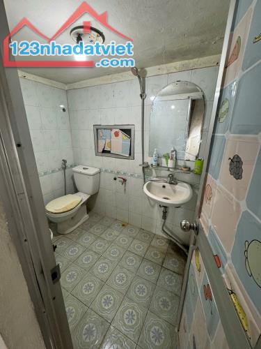 NGÕ 169 HOÀNG MAI 3.5 TẦNG, 35M2, 3 NGỦ, 3 WC- 8 TRIỆU - VÀO NGAY - CÓ CHO LÀM CHDV. - 4