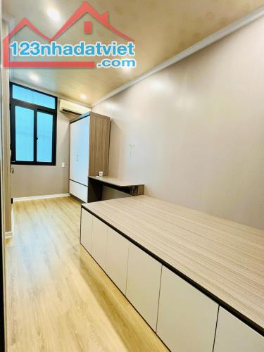 🆘 Bán Nhà VIP Tập Thể Bộ Công An ,Đống Đa 60 M2 5+6, Chỉ 2.45 Tỷ Mặt Ngõ Thẳng Tắp gần - 2