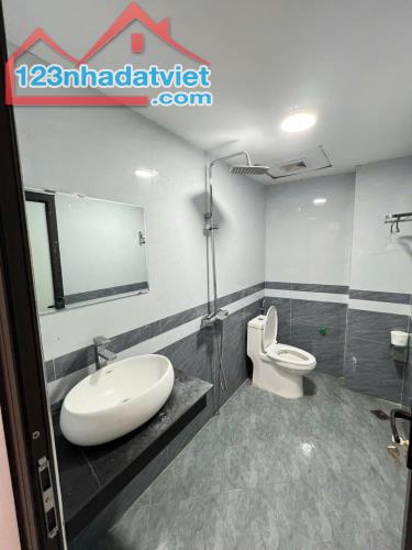 SIÊU PHẨM NHÀ MỚI TINH VĂN PHÚ, HÀ ĐÔNG 30M2, 5 TẦNG, MẶT TIỀN 4M CHỈ NHỈNH 6 TỶ - 4