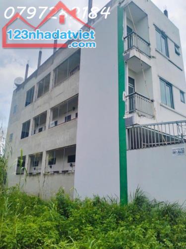 CHỦ GỞI CHDV 13 PHÒNG - HẺM XE HƠI - DT 100M2( 5x20) -LÒ LU - QUẬN 9 - CHỈ 5,2 TỶ - 3