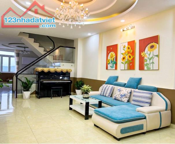 CHO THUÊ HOMESTAY NGUYỄN TRUNG TRỰC PHƯỜNG 3 ĐÀ LẠT, 6PN FULL NỘI THẤT, 16TR