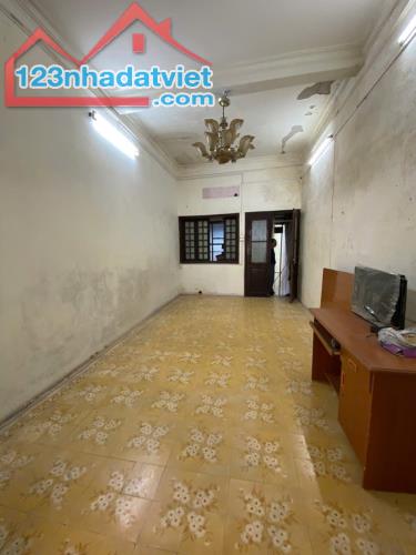 Chỉ 15 triệu/tháng! Nhà 35m2, 2 tầng cho thuê tại Chương Dương, Hoàn Kiếm, ô tô đỗ cửa!" - 3