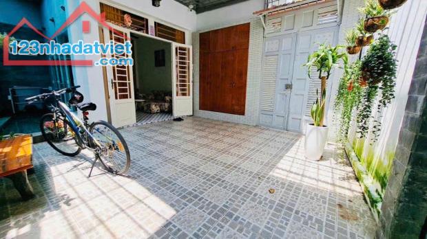 Nhỉnh 5 Tỷ- Nhà 75m2- Ngang 5m- Nguyễn Thái Sơn P4 Gò Vấp