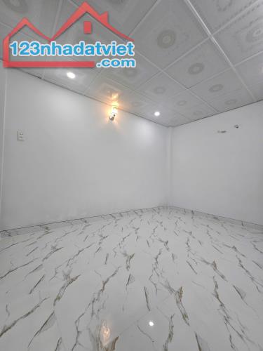 Bán nhà 4,1 x 26 = 105m2 1 trệt, 1 lửng tại xã Đông Thạnh - Huyện Móc Môn - 4