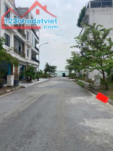 Chào bán vài lô 60m2 vị trí đẹp siêu hiếm HOT nhất TDC Áp Tràn - Dương Quan - Thuỷ Nguyên.