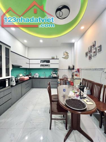 🏠 BÌNH TÂN - BÌNH TRỊ ĐÔNG A- *HẺM 7M 4.2 X13.5 ( 55M2 ). *GIÁ CHỈ:4,9TỶ. +Kết cấu: +55m2 - 2