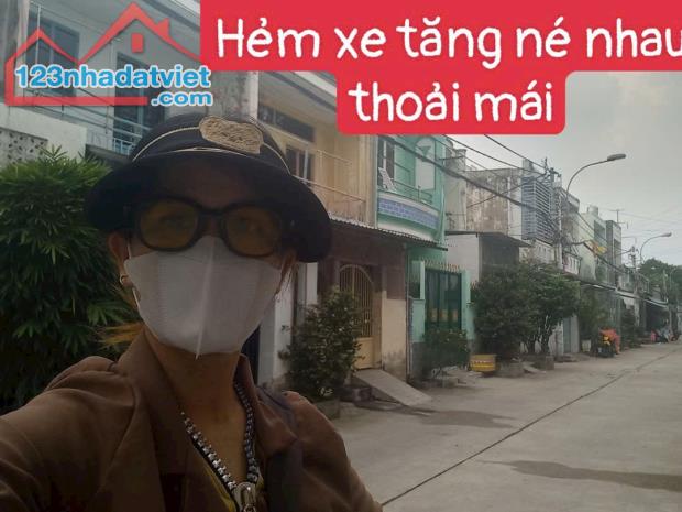 BÌNH TÂN --MÃ LÒ --HẺM XE TẢI ĐUA NHAU--64M2