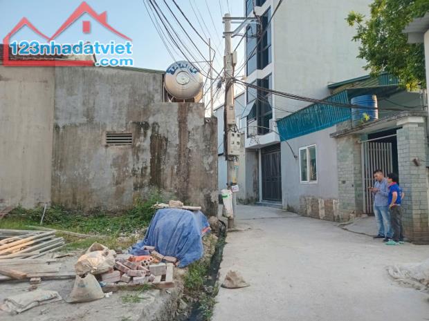 Chính chủ bán mảnh đất 165m² ở xã Ngọc Hòa, Chương Mỹ, Hà Nội - LH: 0886025004 - 3