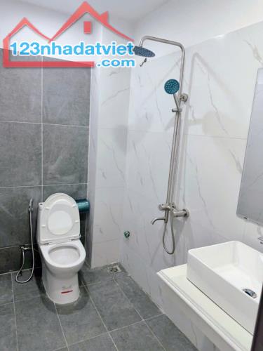 Bán nhà đẹp Đại Thành Quốc Oai, DT 47m2, 3 tầng mới vào ở luôn, ô tô đỗ cửa, nhỉnh 3 tỷ - 4