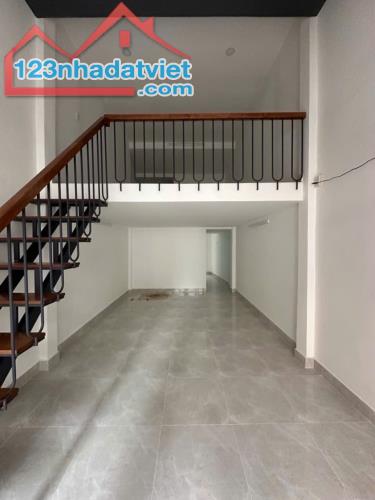 NHỈNH 3 TỶ - 60M2, KHU DÂN CƯ HIỆN HỮU. QUẬN 7