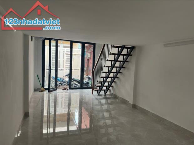 NHỈNH 3 TỶ - 60M2, KHU DÂN CƯ HIỆN HỮU. QUẬN 7 - 3