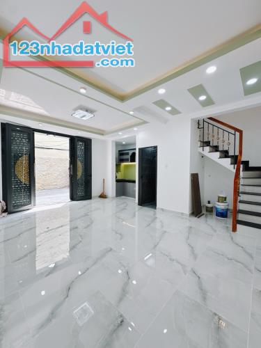 Bán nhà mới keng 368/ Tôn Đản Q.4 DTS 85m2 giá 4tyxx TL CHÍNH CHỦ - 2