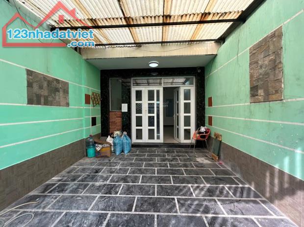 Bán nhà 2MT trước sau,hẻm 5m thông,sát MT đường Nguyễn Văn Đậu P11 Bình Thạnh,4.5x15m,8.6t - 2