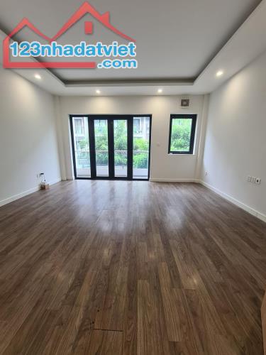 Bán Biệt Thự LK Sân Vườn- Trương Định- Gần Ngã 4 Bạch Mai- Minh Khai- 95m2 x 5T- 28.3 Tỷ - 1