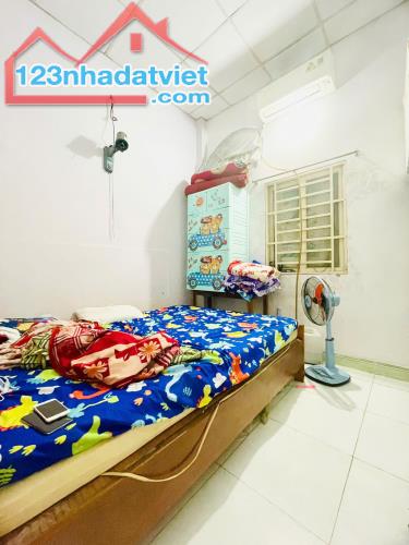 Bán nhà mới đẹp Trung Chánh Tân Xuân, 56m2, 2 Tầng Đường 6m xe hơi ngủ trước nhà ngày đêm - 1