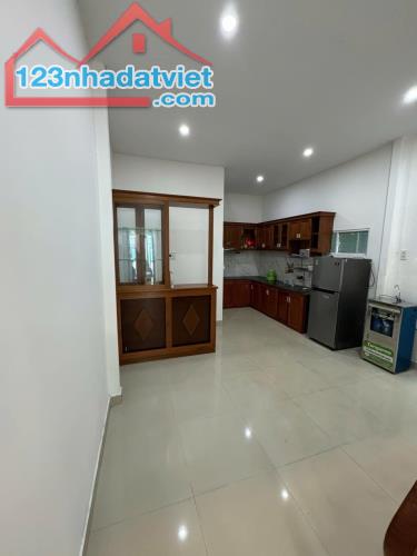 Cần Thanh Khoản Nhanh Nhà 2 Tầng Kiệt 3M Phan Thanh - Thanh Khê. + Diện tích: 70 m² (nở hậ - 1