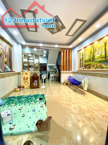 BÁN NHÀ QUẬN 12, NGUYỄN ẢNH THỦ, HXH THÔNG 57M2, 3 TẦNG CHỈ 4 TỶ 650 - 2