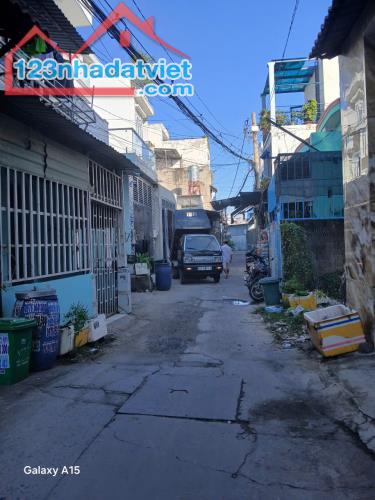 BÁN NHÀ QUẬN 12, NGUYỄN ẢNH THỦ, HXH THÔNG 57M2, 3 TẦNG CHỈ 4 TỶ 650 - 5