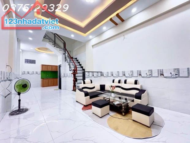 Nhà đẹp 3 tầng, Lê Văn Quới, 42m2, 3 PN, hẻm xe hơ thông, giáp Tân Phú - 1