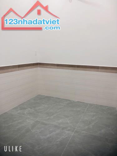 CHỦ GỞI BÁN NHÀ 1 TRỆT 1 LẦU 60 M2 SHR FULL THỔ CƯ  ĐƯỜNG OTÔ P. TÂN HẠNH - 5