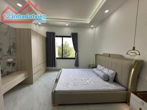 BÁN NHÀ HẺM XE HƠI PHƯỚC LONG B SÁT MT, NGANG 5M, 3 PN, 52M2, 4.x TỶ - 4