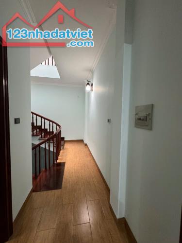 Mặt tiền khủng 8m! Bán nhà mặt phố Trần Xuân Soạn 230m2 x 148 tỷ, tòa văn phòng đỉnh - 2