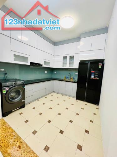 💥Tầng 2 TT Nguyên Hồng 70m 2PN riêng, Siêu đẹp, nhỉnh 4 tỷ💥 - 3