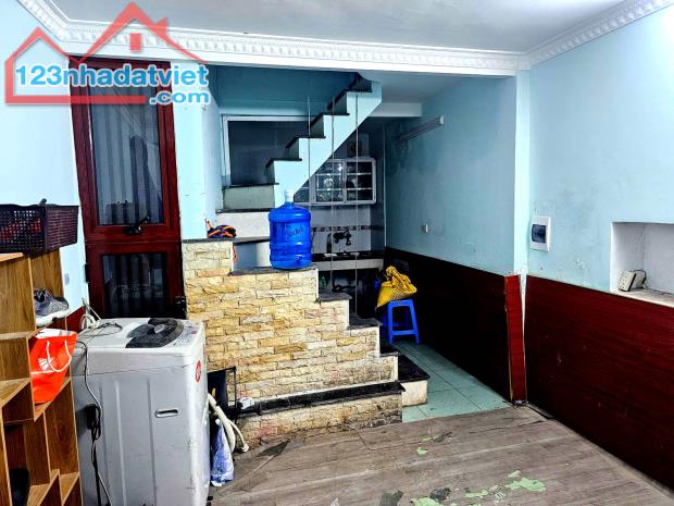 Bán Nhà Ngõ Thịnh Hào 3. Tôn Đức Thắng. Đống Đa. DT 25m2. MT 3m. 4 Tầng. Giá 2.88 Tỷ. - 1