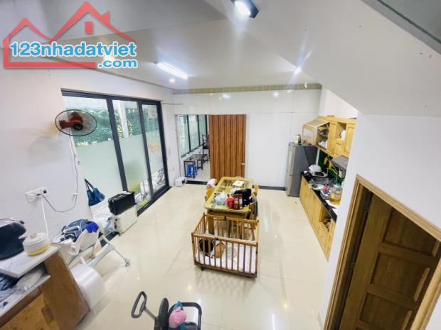 ♥ Mặt Tiền Nguyễn Tri Phương, 230m2, 3 tầng như mới, KD Vip - 3