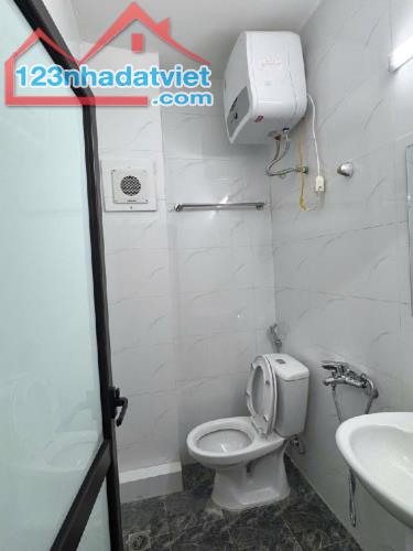 nhà Tam trinh-đường  đôi mới, khu vực đổi thay từng ngày,36 m2 ,sổ đỏ riêng, giá 5 tỷ7 - 4