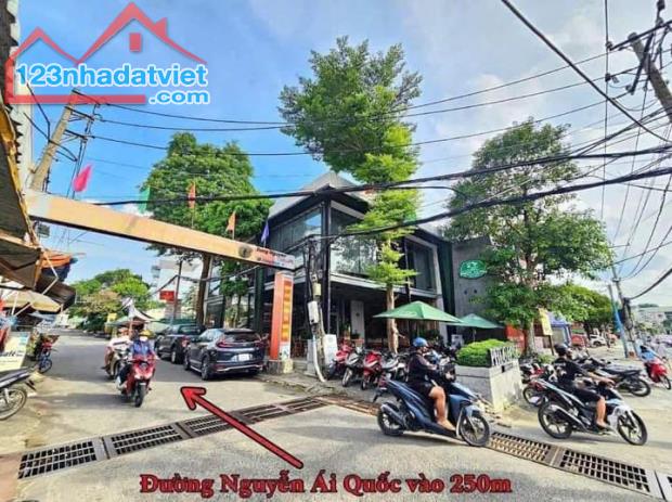 🏡 Bán đất biệt thự tặng nhà lầu - P.Tân Hiệp. Cách đường Nguyễn Ái Quốc vào 100m