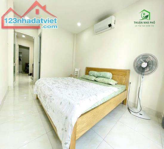 Bán Nhà Bình Thạnh Cạnh Chợ Bà Chiểu, Nhà Đẹp 52m2 x 3 Tầng, 4 PN - 1