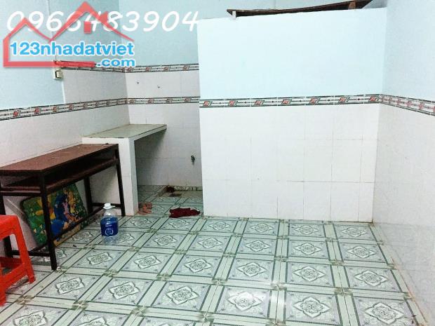 Bán nhà trọ 4 phòng 6*21 hẻm xe hơi đường 10 - Linh Xuân - 1