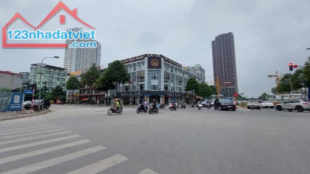 Bán nhà phố Thanh Bình, ô tô đỗ cửa, giá đầu tư bao lời, 43m2, 8,2 tỷ - 1