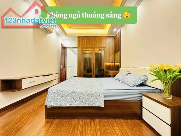 BÁN NHÀ 5T Đ.CẦU GIẤY, DT 30M2, GẦN Ô TÔ, GẦN PHỐ, Ở NGAY, CHỈ 6.9 TỶ - 1