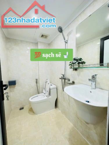 BÁN NHÀ 5T Đ.CẦU GIẤY, DT 30M2, GẦN Ô TÔ, GẦN PHỐ, Ở NGAY, CHỈ 6.9 TỶ - 3