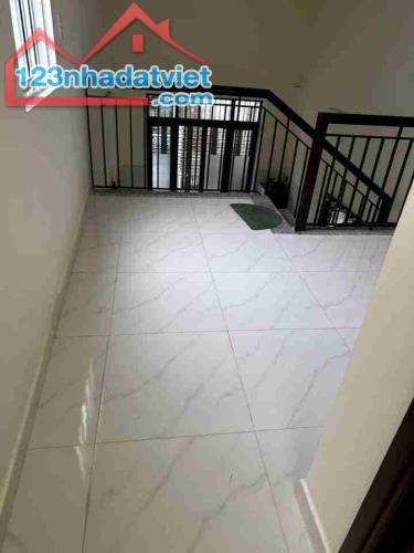 Bán Nhà Kiệt Trần Xuân Lê Dt 73m2 Ngang 4.1m 2 Tầng Ngay Trung Tâm Quận Giá Chỉ 3.1 Tỷ - 2