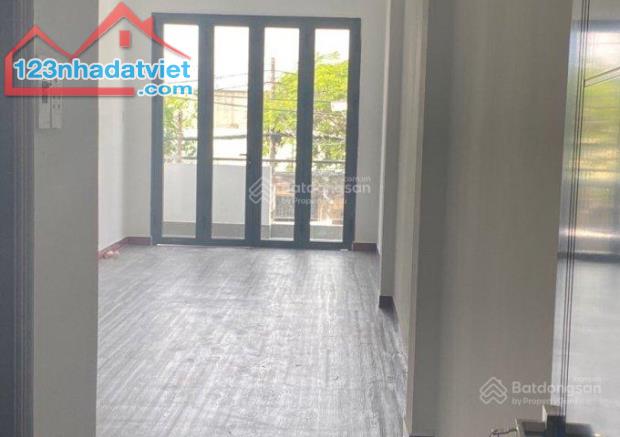 Bán nhà MT đường Âu Cơ Phường 9 Tân Bình 64,5m2, giá 15,5 tỷ - 1